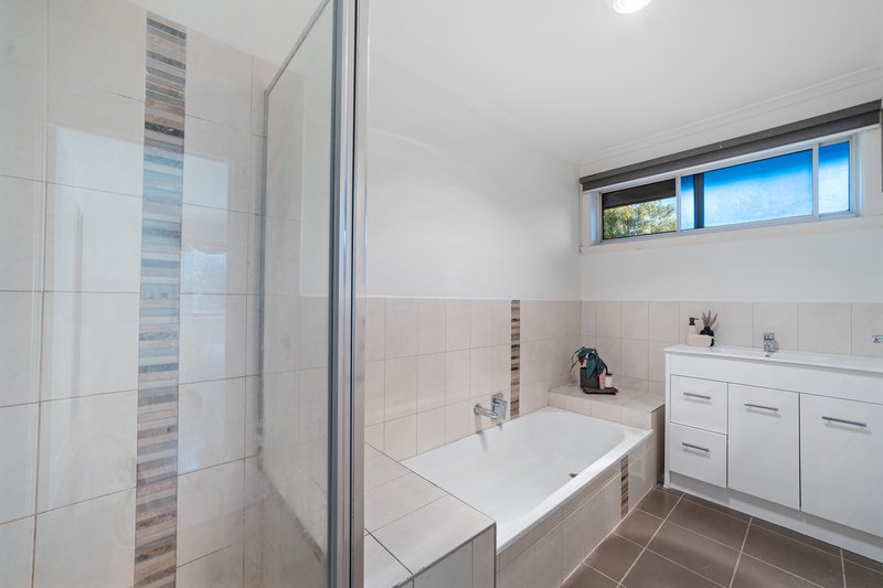 Photo - 7 Mayfair Drive, Ferntree Gully VIC 3156 - Image 16