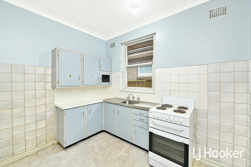 Photo - 7 Mcclelland Street, Chester Hill NSW 2162 - Image 3