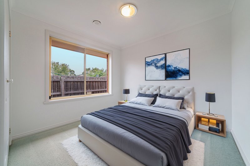 Photo - 7 Mcconnell Crescent, Roxburgh Park VIC 3064 - Image 8