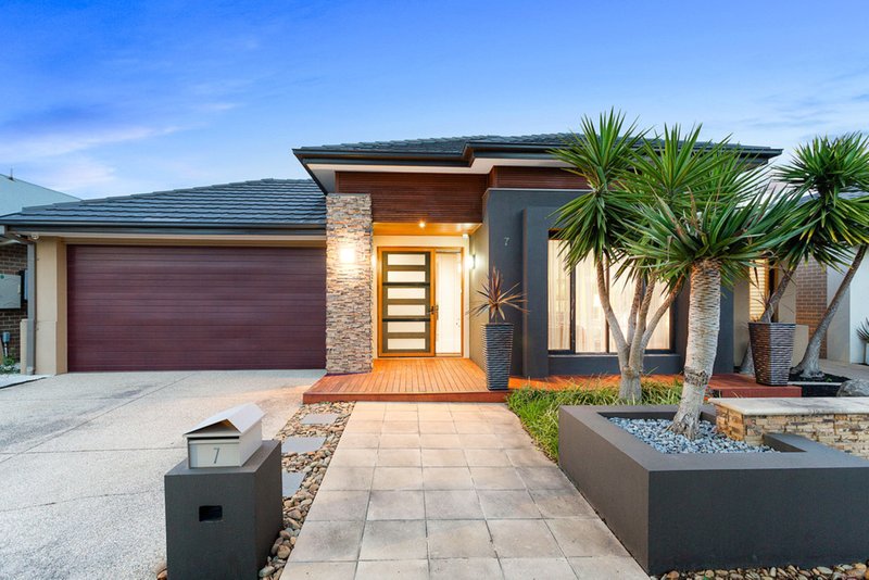 7 Mccubbin Way, Mernda VIC 3754