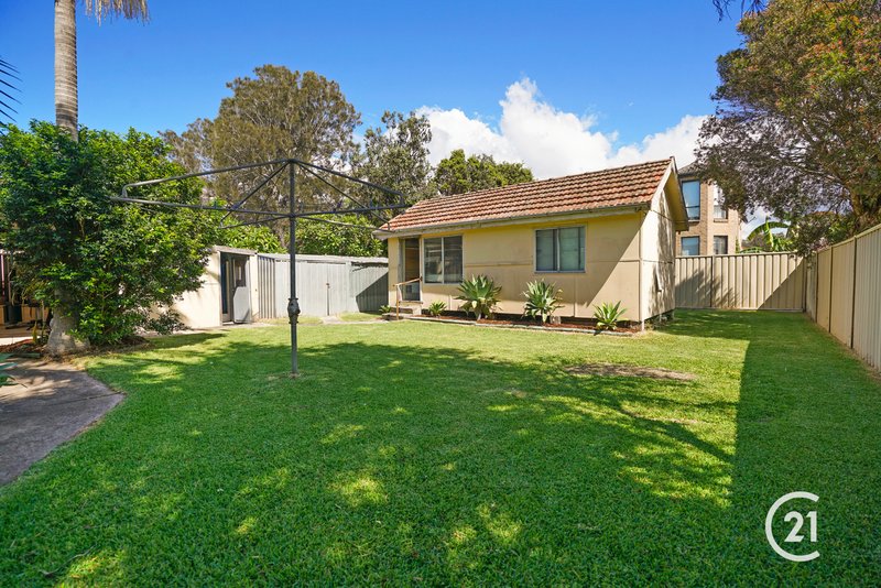 Photo - 7 Mcgirr Avenue, The Entrance NSW 2261 - Image 12