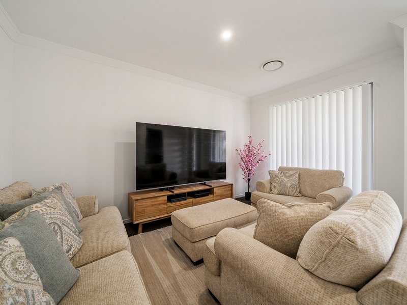Photo - 7 Mckavanagh Street, Caboolture QLD 4510 - Image 11