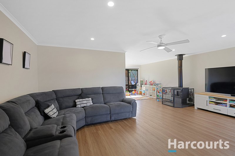 Photo - 7 Mclean Street, Drouin VIC 3818 - Image 3