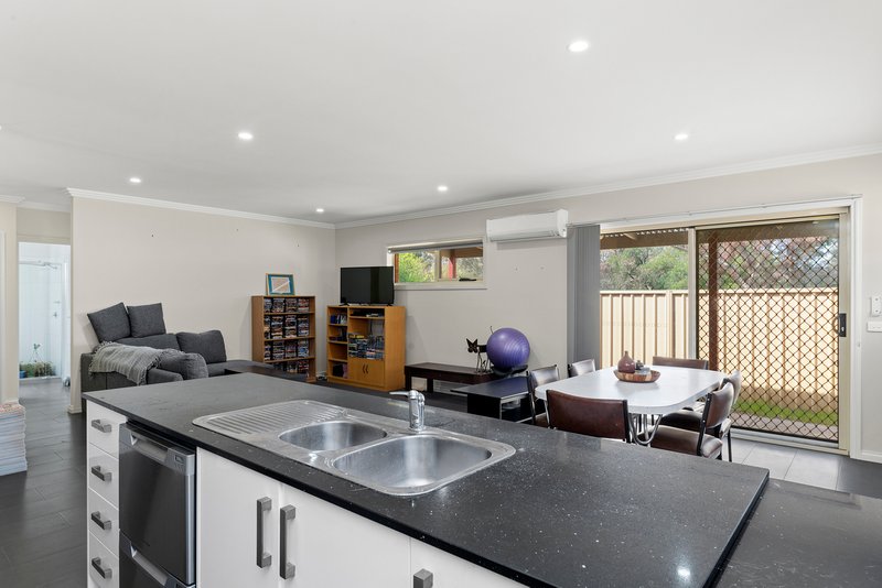 Photo - 7 Mcmahon Street, Heathcote VIC 3523 - Image 4