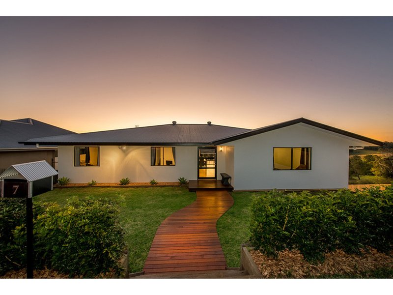 Photo - 7 Mcshane Drive, Mount Kynoch QLD 4350 - Image 5