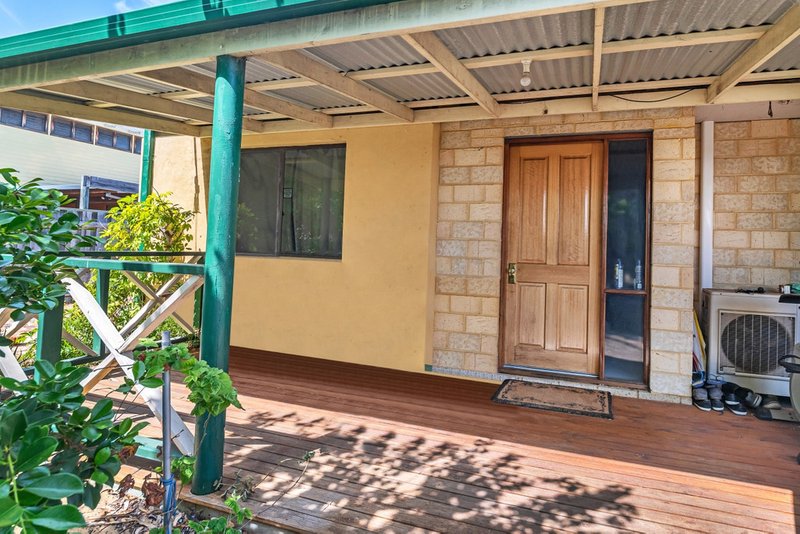 Photo - 7 Mead Street, Warnbro WA 6169 - Image 16