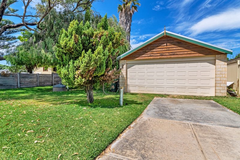 Photo - 7 Mead Street, Warnbro WA 6169 - Image 17