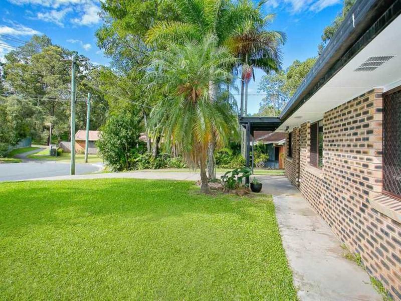 Photo - 7 Meteor Court, Mudgeeraba QLD 4213 - Image 7