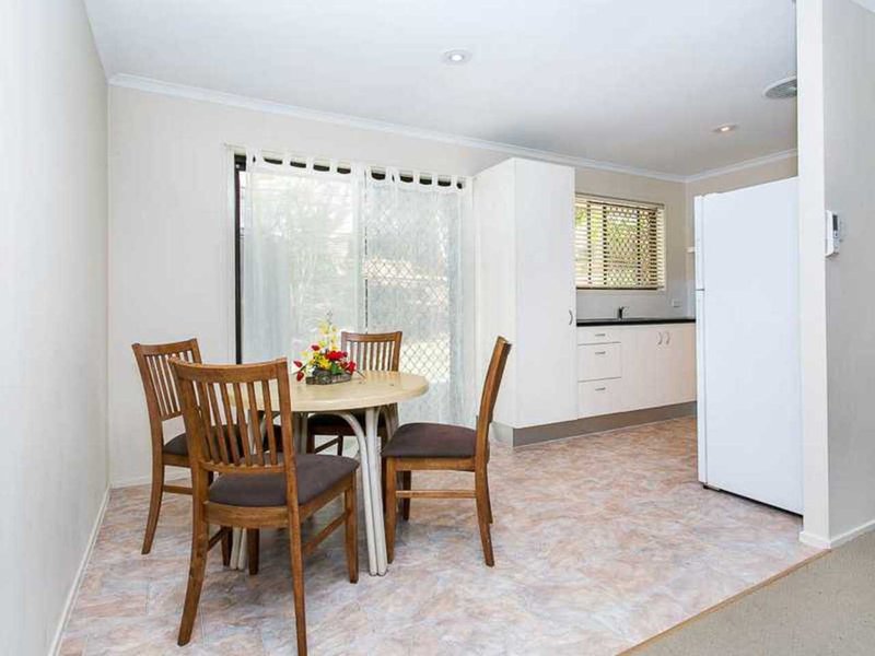 Photo - 7 Meteor Court, Mudgeeraba QLD 4213 - Image 10