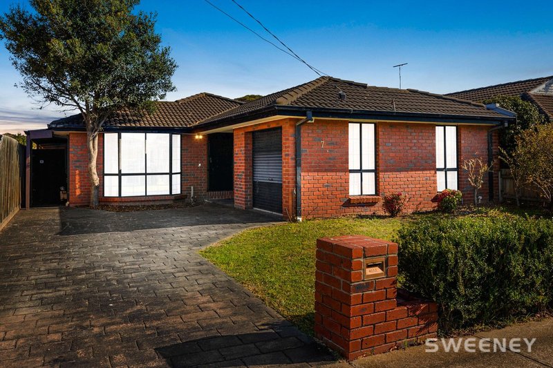 7 Mildenhall Court, Altona Meadows VIC 3028