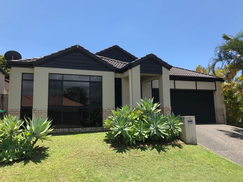 7 Mindelo Drive, Varsity Lakes QLD 4227