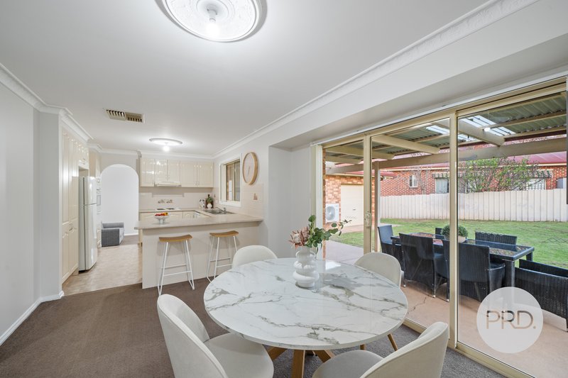 Photo - 7 Minya Place, Glenfield Park NSW 2650 - Image 6