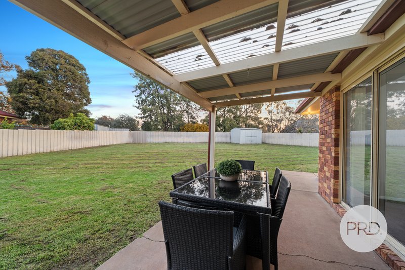 Photo - 7 Minya Place, Glenfield Park NSW 2650 - Image 16