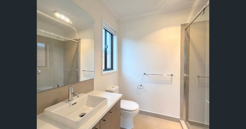 Photo - 7 Mirium Street, Donnybrook VIC 3064 - Image 3