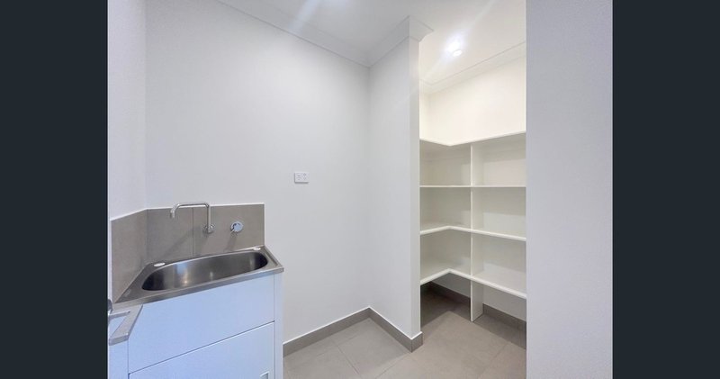 Photo - 7 Mirium Street, Donnybrook VIC 3064 - Image 10