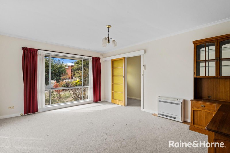 Photo - 7 Mitchell Avenue, Rosetta TAS 7010 - Image 3