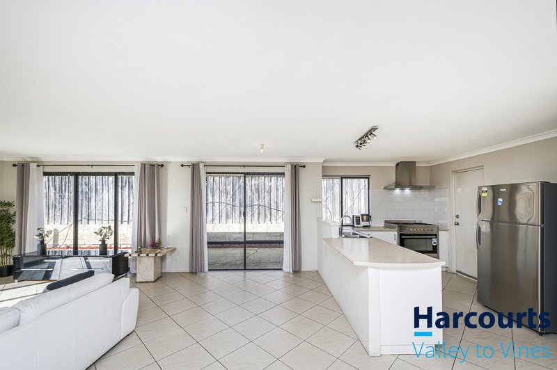Photo - 7 Mona Vale Loop, Ellenbrook WA 6069 - Image 15