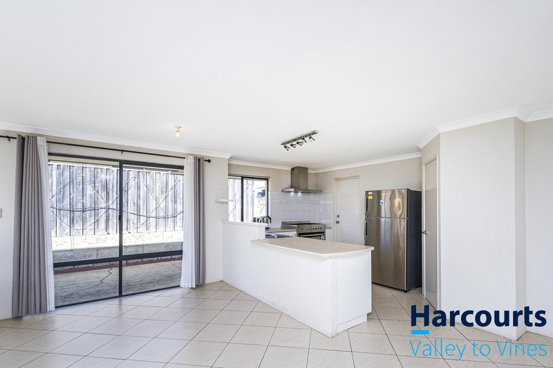 Photo - 7 Mona Vale Loop, Ellenbrook WA 6069 - Image 17