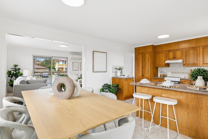 Photo - 7 Monarda Street, Runcorn QLD 4113 - Image 4