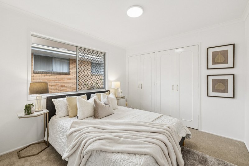 Photo - 7 Monarda Street, Runcorn QLD 4113 - Image 10