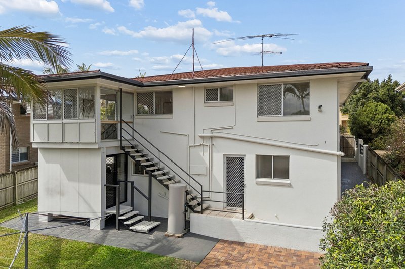 Photo - 7 Monarda Street, Runcorn QLD 4113 - Image 12
