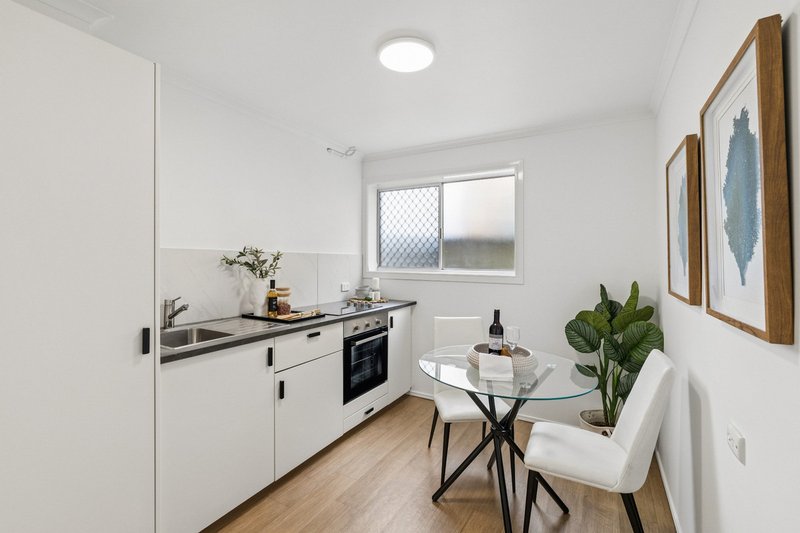Photo - 7 Monarda Street, Runcorn QLD 4113 - Image 14