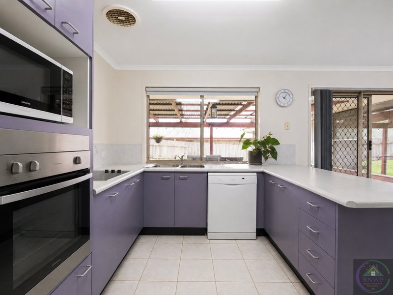 Photo - 7 Monash Place, Ferny Grove QLD 4055 - Image 4