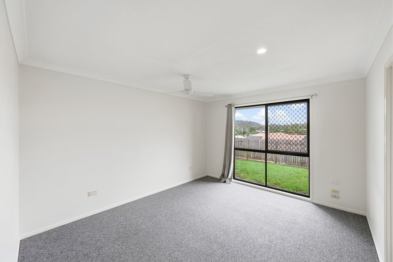 Photo - 7 Montrose Place, New Auckland QLD 4680 - Image 7