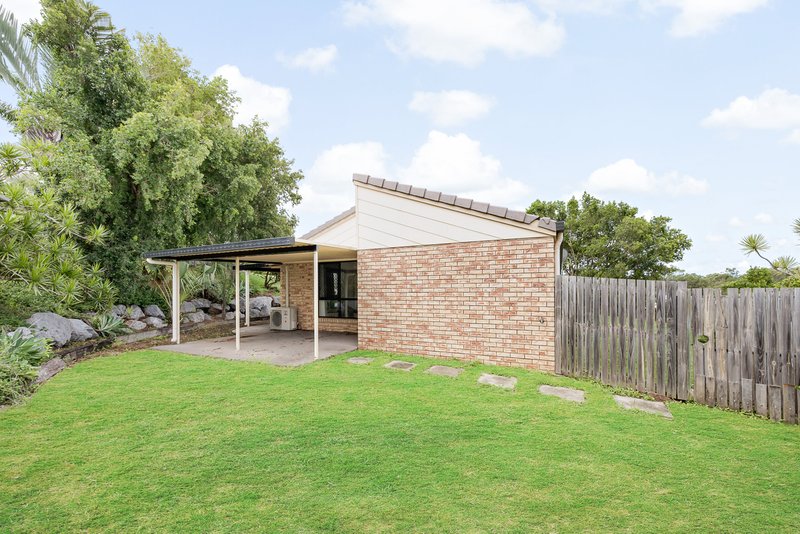 Photo - 7 Montrose Place, New Auckland QLD 4680 - Image 17
