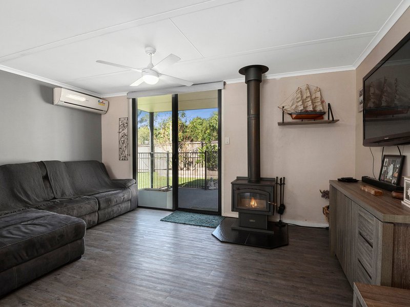 Photo - 7 Montrose Street, Beerwah QLD 4519 - Image 5