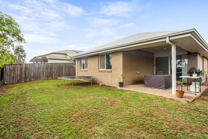 Photo - 7 Moonstone Lane, Logan Reserve QLD 4133 - Image 14