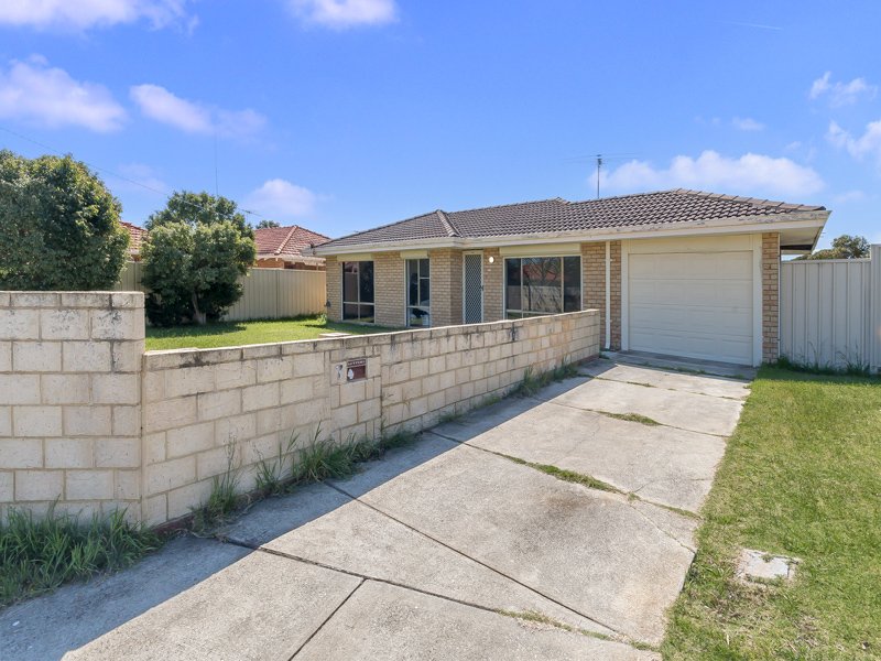 Photo - 7 Moore Court, Cooloongup WA 6168 - Image 2