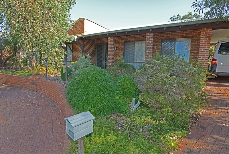 7 Moore Gardens, Kardinya WA 6163