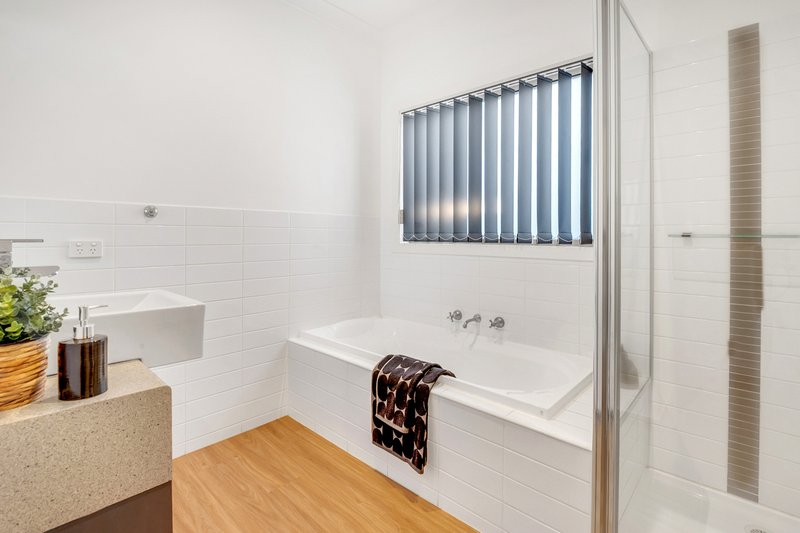 Photo - 7 Moray Street, Craigieburn VIC 3064 - Image 18