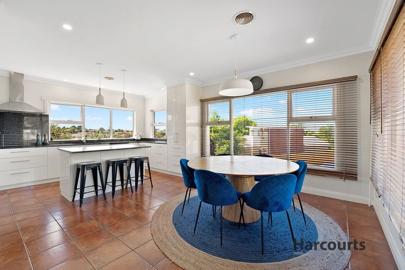 Photo - 7 Morse Place, Devonport TAS 7310 - Image 3