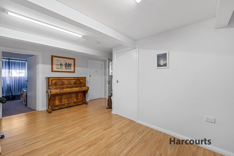 Photo - 7 Morse Place, Devonport TAS 7310 - Image 11