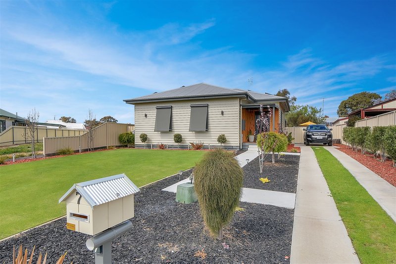 7 Motavu Drive, Horsham VIC 3400