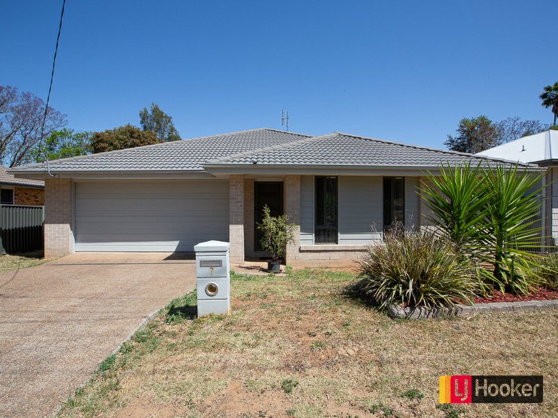 7 Mountview Crescent, Oxley Vale NSW 2340