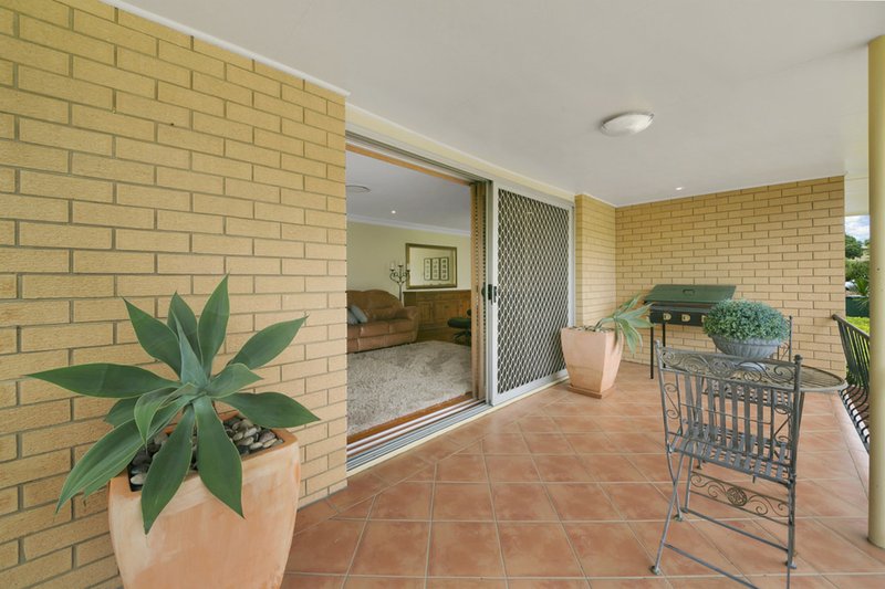 Photo - 7 Mourilyan Street, Mansfield QLD 4122 - Image 15