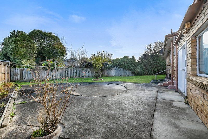 Photo - 7 Moylan Road, Glen Waverley VIC 3150 - Image 11