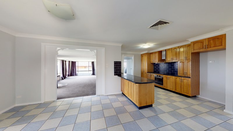 Photo - 7 Mulga Court, Dubbo NSW 2830 - Image 4