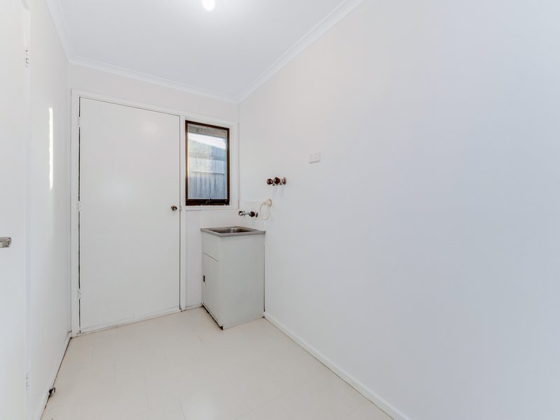 Photo - 7 Mullin Court, Cranbourne VIC 3977 - Image 22