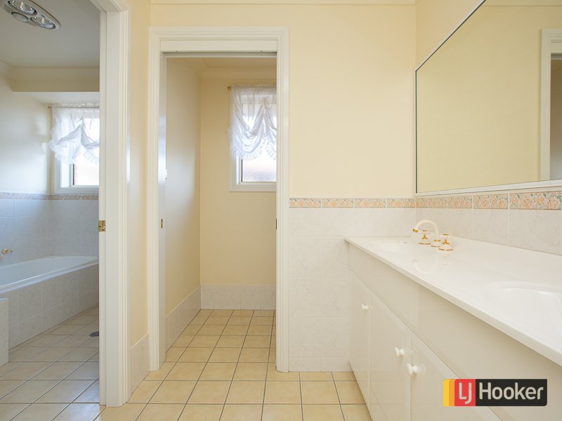 Photo - 7 Mulwala Close, Hillvue NSW 2340 - Image 10