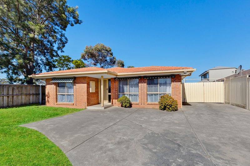 Photo - 7 Mulwala Gardens, St Albans VIC 3021 - Image 3