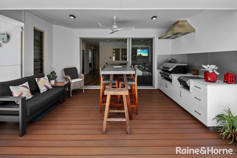 Photo - 7 Murraya Drive, Tewantin QLD 4565 - Image 3