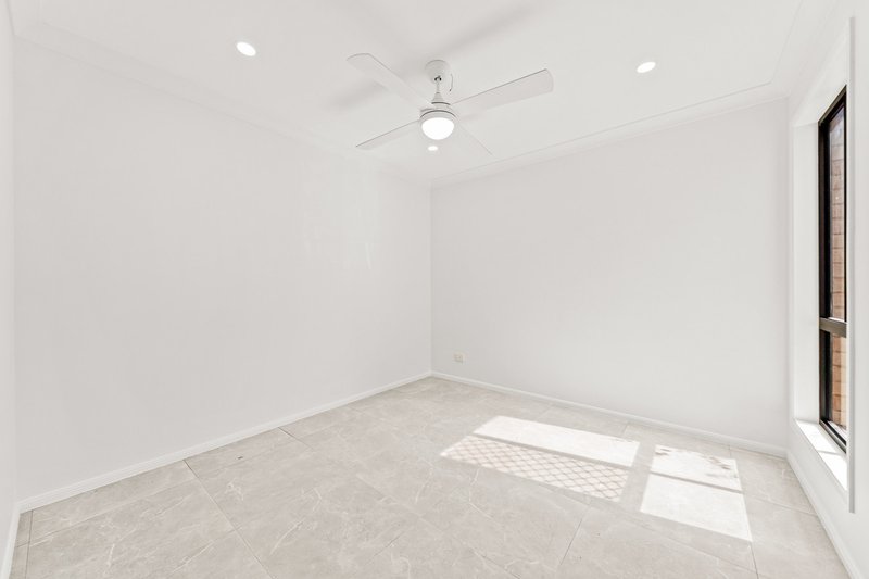 Photo - 7 Muscovy Place, Forest Lake QLD 4078 - Image 12