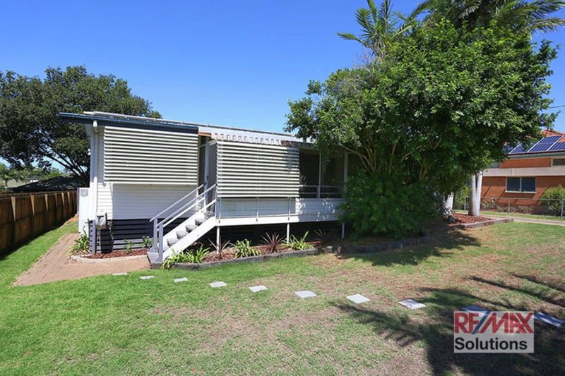 Photo - 7 Myles Street, Lawnton QLD 4501 - Image 2