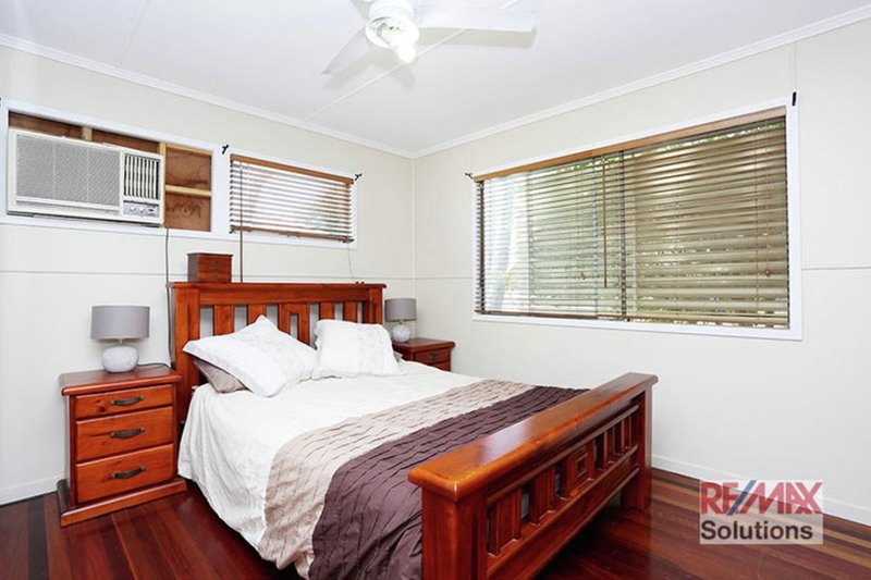 Photo - 7 Myles Street, Lawnton QLD 4501 - Image 7