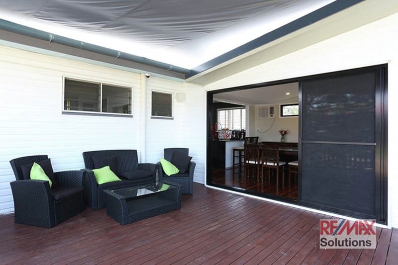 Photo - 7 Myles Street, Lawnton QLD 4501 - Image 9