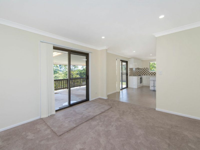 Photo - 7 Nabarlek Drive, Worongary QLD 4213 - Image 9